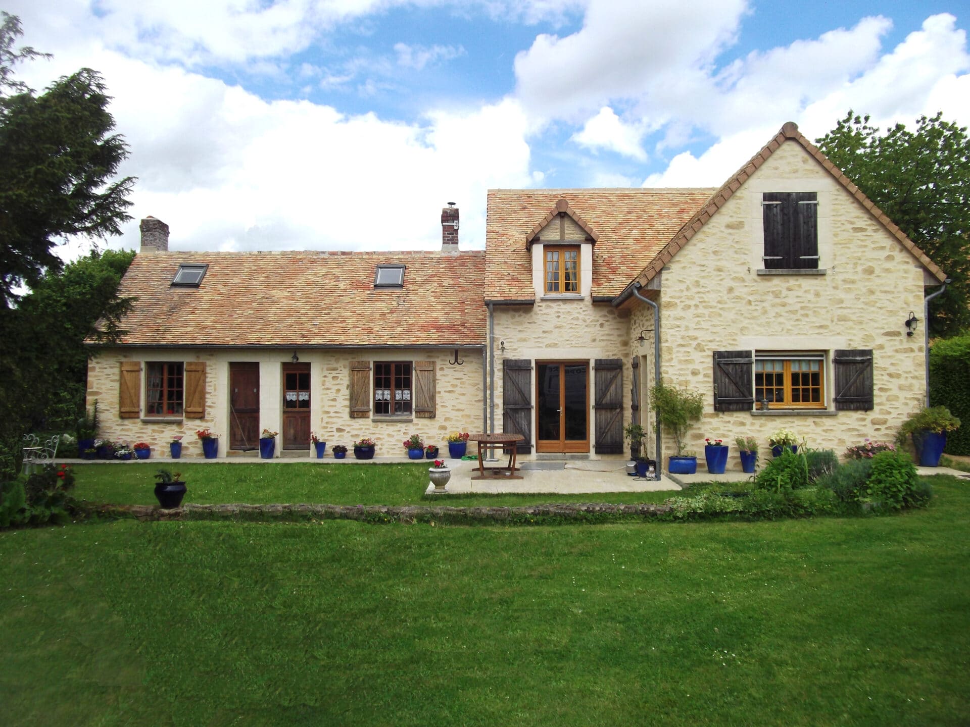 Pierre et Déco, façade DECOPIERRE® extérieure