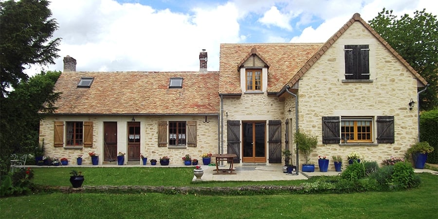 Belle réalisation de façade pour cette maison de campagne - Belle réalisation de façade pour cette maison de campagne