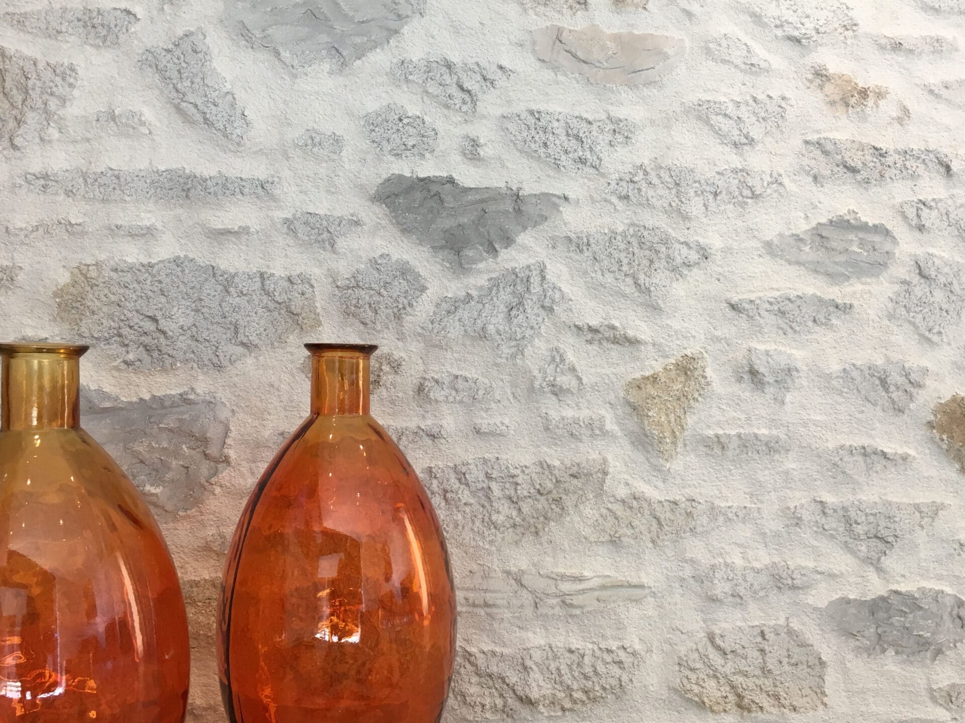 Mur intérieur en finition à pierre vue de la collection intemporelle -