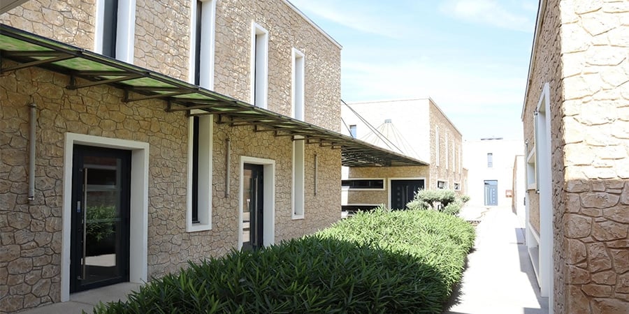 Cour en pierres intemporelles - Cour intérieur en pierres intemporelles